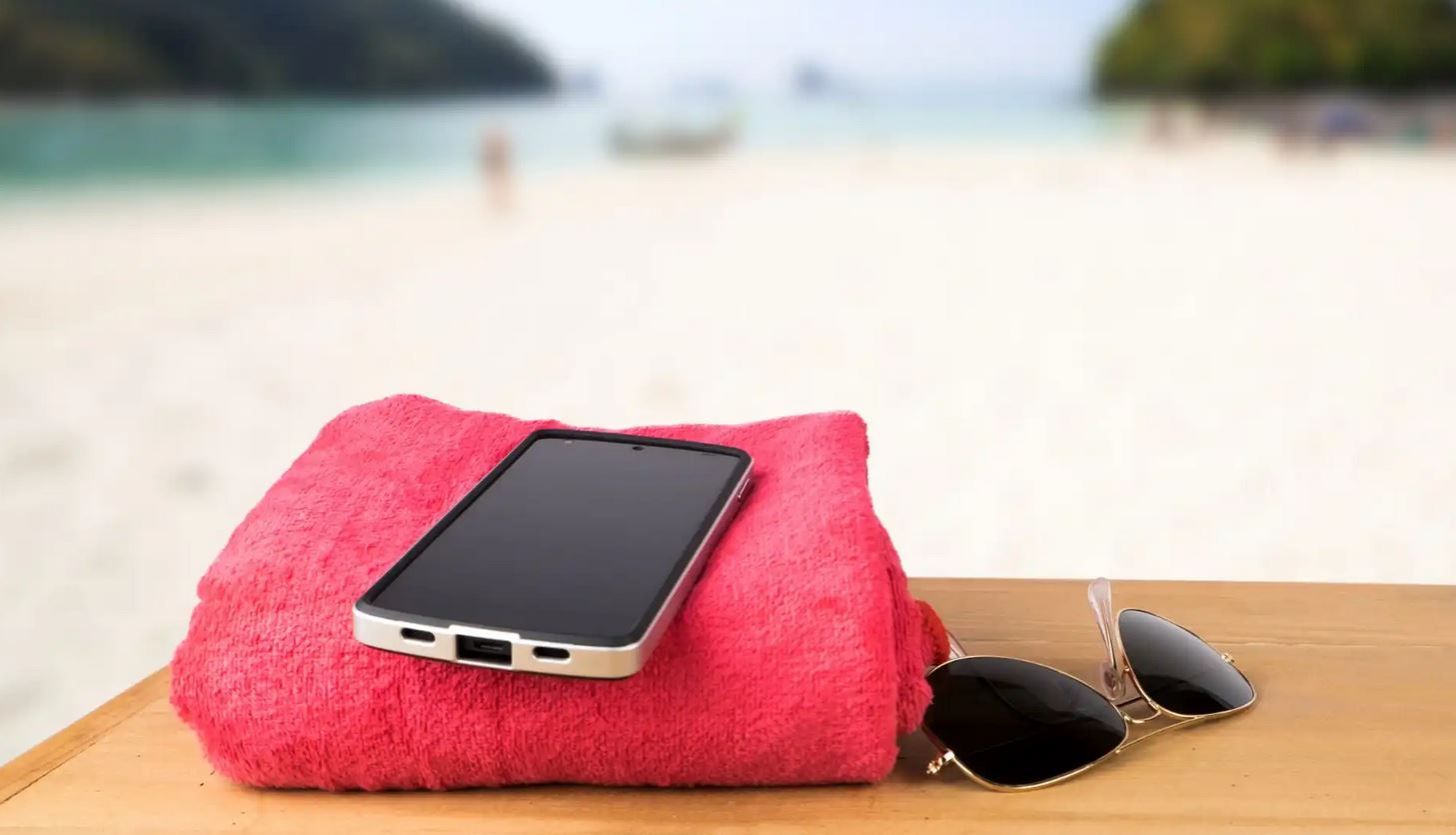 Cómo proteger tu móvil en la playa